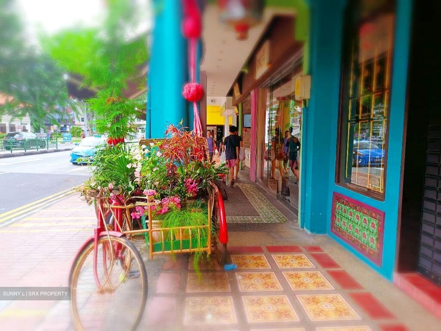 East Coast Road (D15), Retail #504321751